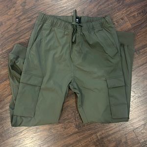 Men’s size medium HNM cargo pants